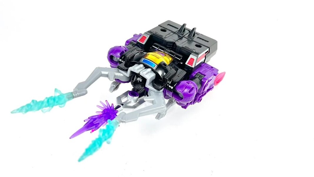 Image Of Transformers Legacy Evolution Insecticon Shrapnel  (17 of 21)